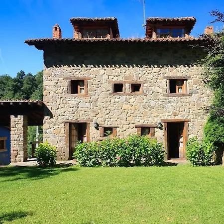 Сasa de vacaciones La Yosa De Argueebanes *